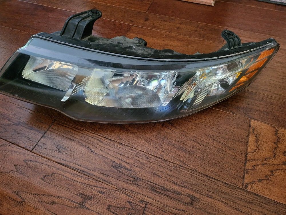 2010 2011 2013 Kia Forte Driver Side Headlight Assembly