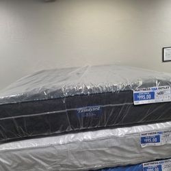 Beautyrest 100th Anniversary Cal King Mattress New!