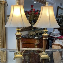 Pair of Beautiful Vintage Stiffel Buffet Antique Brass & Wood Finish Design Lamps in Ivory Shades🌷