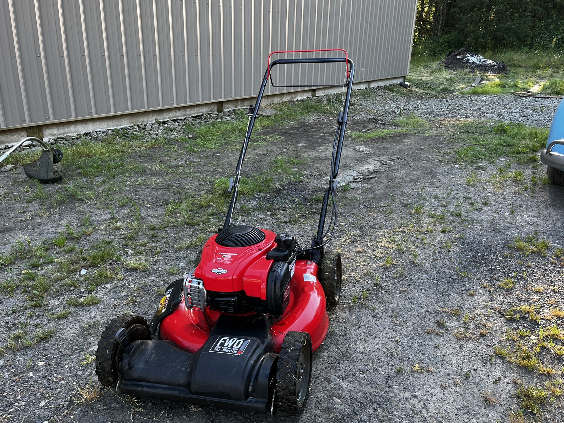 Craftsman lawnmower And echo Weedwhacker