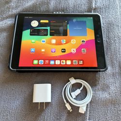 Apple iPad (9th Gen) 64GB *Silver* 10.9” Screen