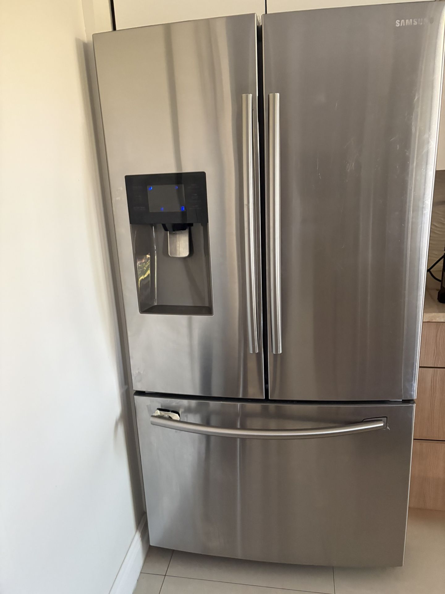 Refrigerator Samsun Working But Need Something 