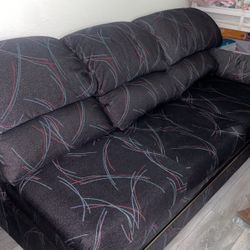 Couch With Pullout Mattress