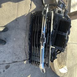 2025 Chevy 2500 Grill