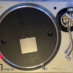 Technics SL-1200MK5 for Sale in Seattle, WA - OfferUp