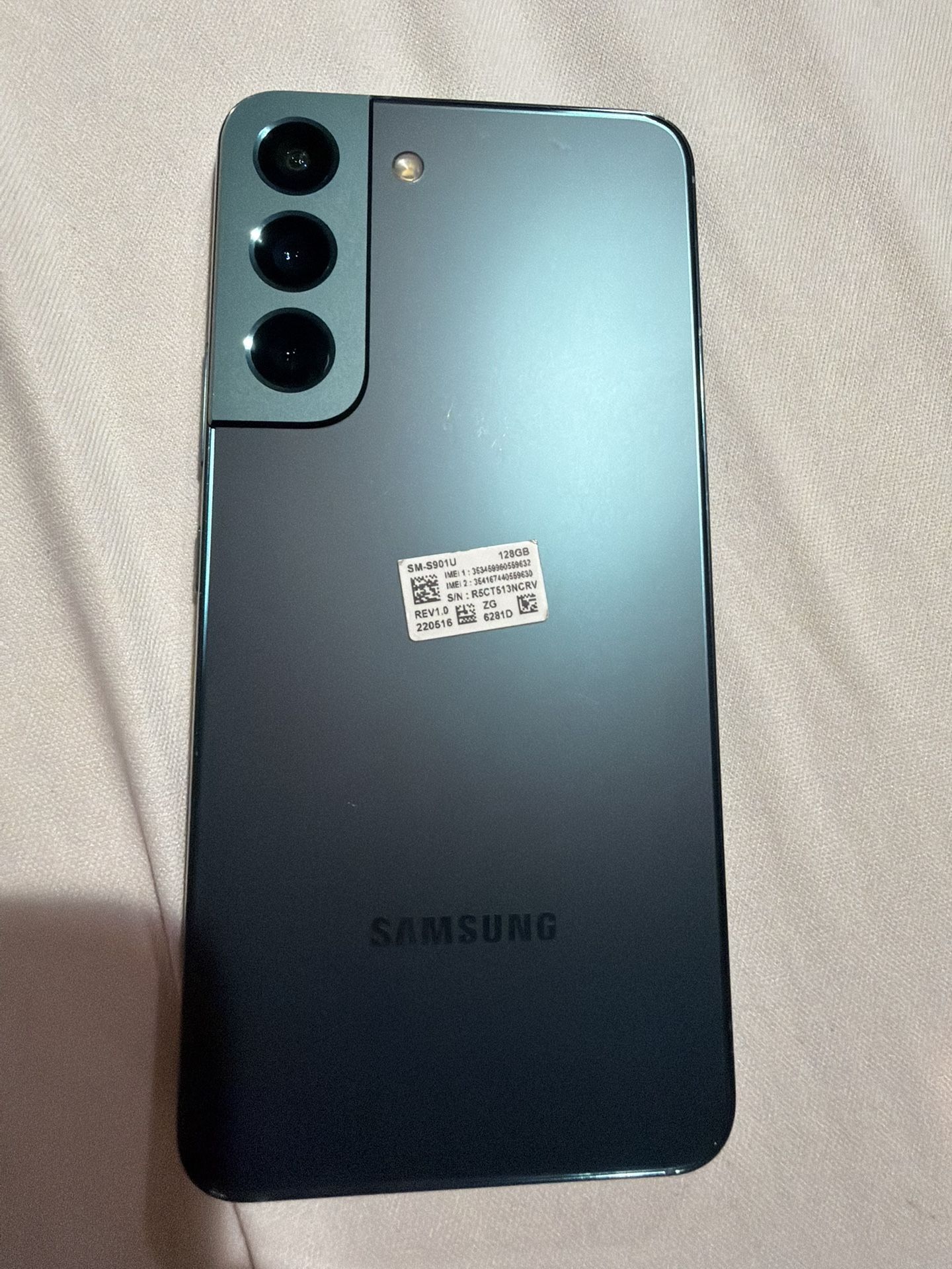 Samsung S22 Green 128gb AT&T Phone