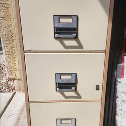 Insulated, FIREPROOF, 3 Drawer, FULL EXTENSION, Metal File Cabinet/Ammo Storage