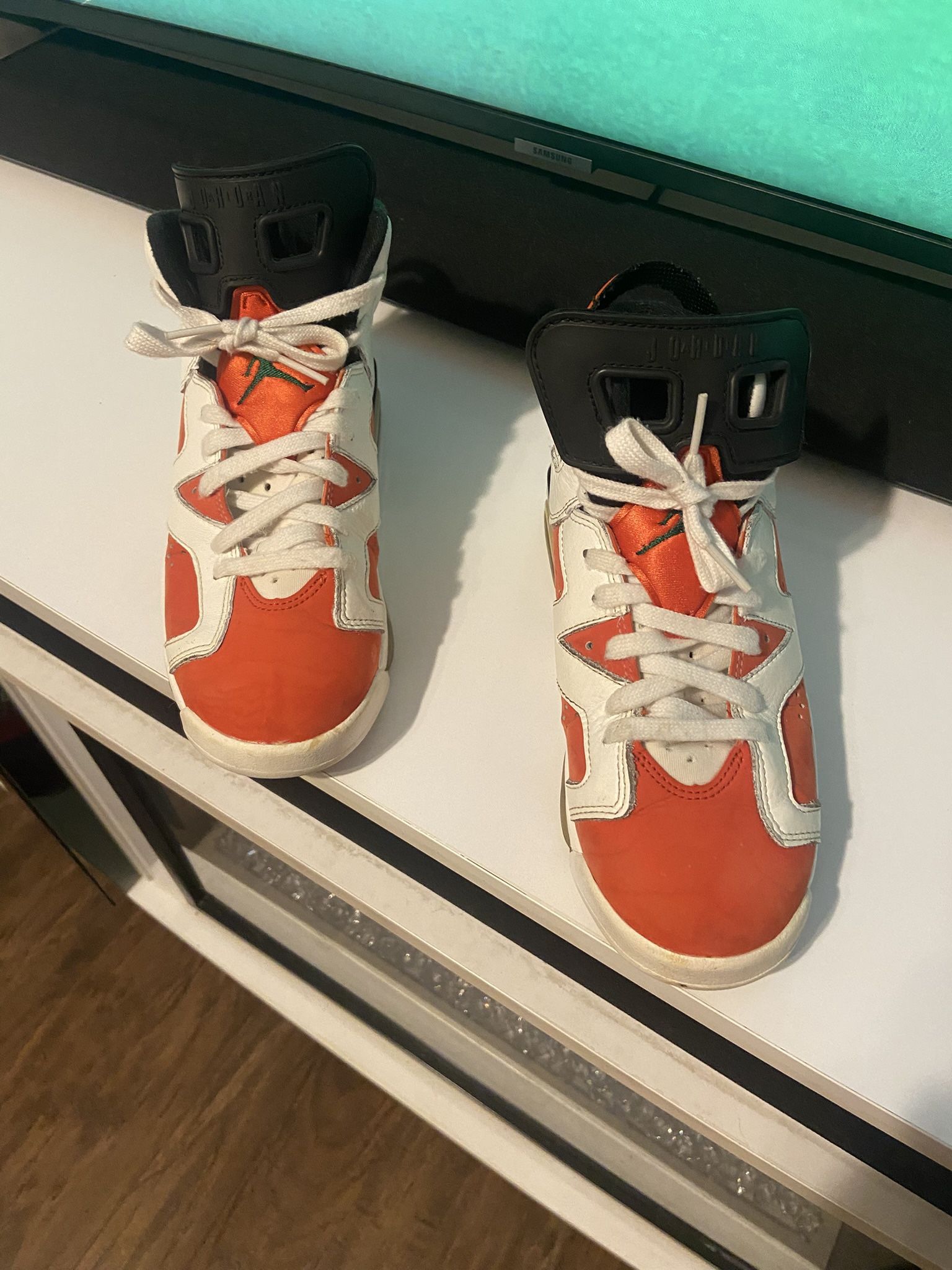 Jordan 6 Retro Gatorade Like Mike US  2017 White Orange Carmine Bred size 5y