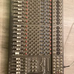 Carvin Concert Series C1644 Analog Mixer (Excellent Condition)