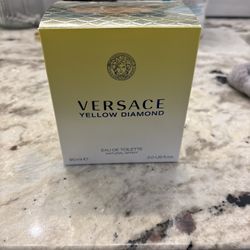 Versace Yellow Diamond Perfume 