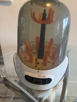 Baby Breeza bottle sterilezer and Dryer mchine
