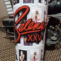 Selena 