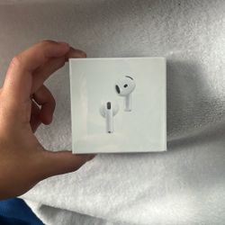 Air Pods 4 