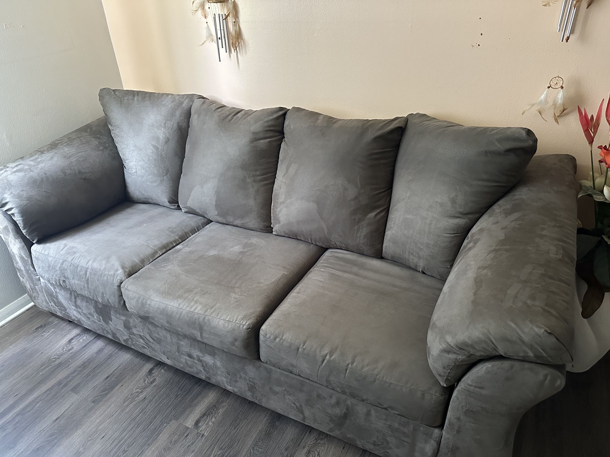 Couch Grey Suede 