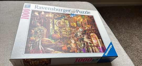 Ravensburger 1000 piece puzzle used only once