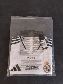 Real Madrid 24/25 Home Shirt Size L