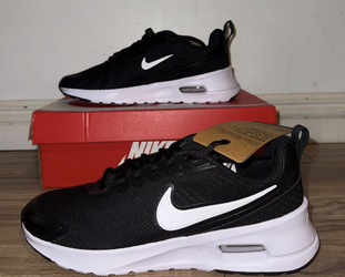 Nike Men's Black Trainers