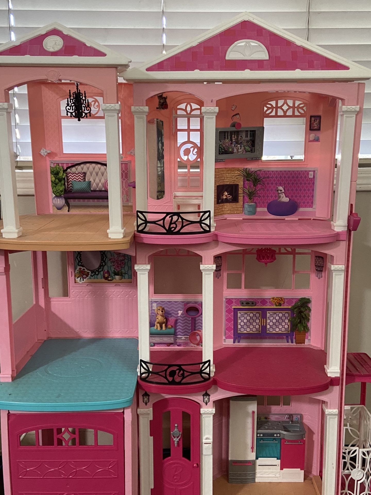 Doll House