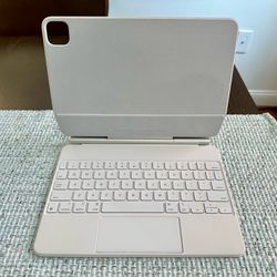 Apple Magic Keyboard for iPad Air and Pro - White