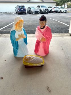 Blow Mold Nativity Set 3 Pieces