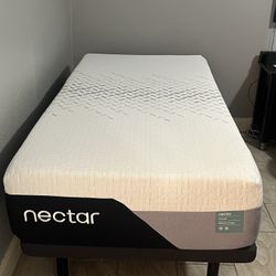Twin XL Mattress & Adjustable Bed by Nectar – Great Condition