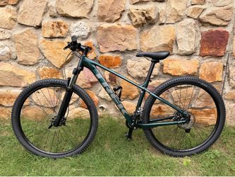 Trek Marlin 7 Gen 2 (Medium )