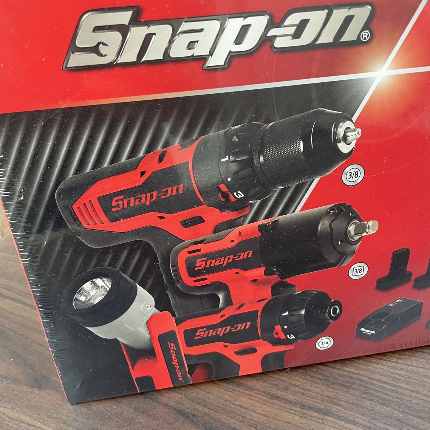 Snap On 14.4v Master Pack 850 New BRUSHLESS