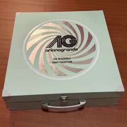 Ariana Grande Green Box 