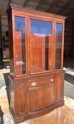 Vintage, Traditional, Mahogany Hutch