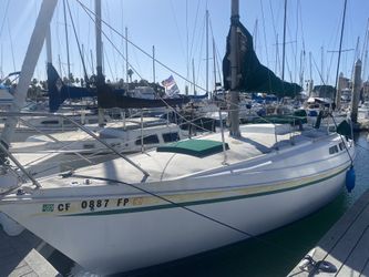 Sailboat, 27’ Newport 1975