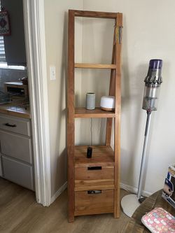 Bookshelf