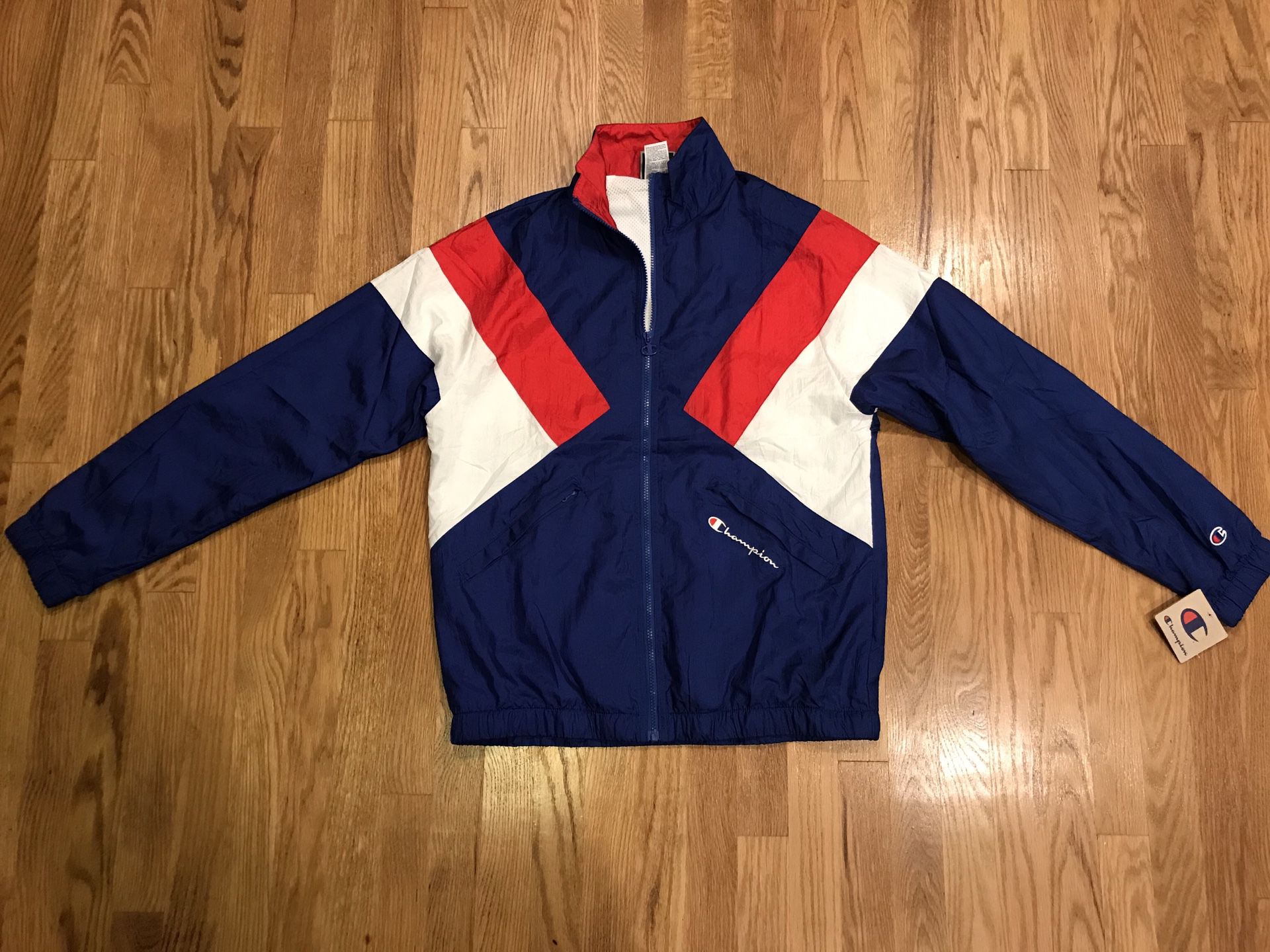 Life Track Jacket Windbreaker Blue White red Men's Medium for Sale in Bridgeport, CT - OfferUp