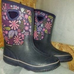 Size 3 Rain Boots 
