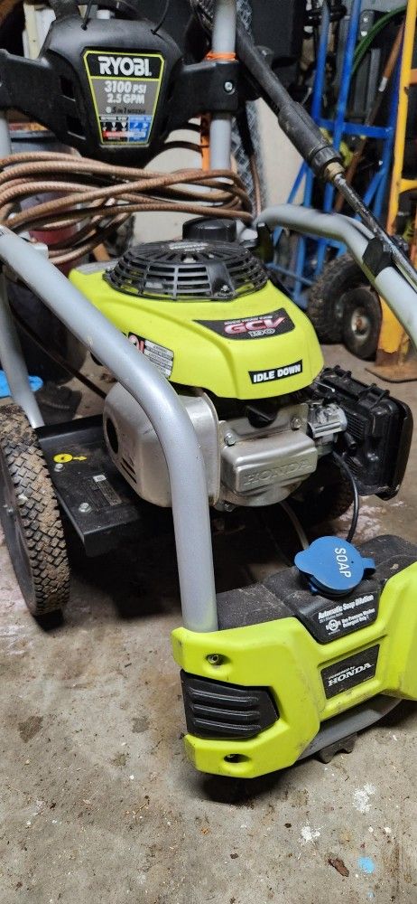 RYOBI / HONDA 3100 psi Pressure Washer