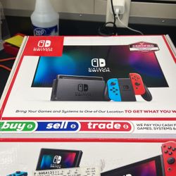 Nintendo Switch 