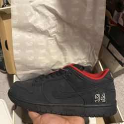 Supreme Nike Dunk SB Low Black Size 10 