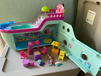 Gabby's Dollhouse Cruise Ship Playset