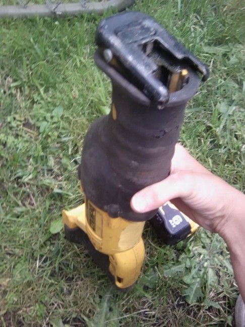 Dewalt Sawzaw