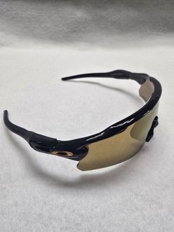 New Oakley Sunglasses Gold Lens
