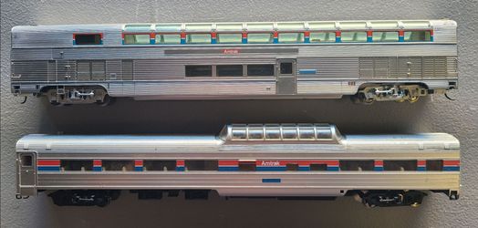 2 Walters HO Scale Plated Finish Amtrak Superliner Cars Great Condition