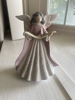 Lladró "Singer Angel" porcelain figurine (item #01005831)