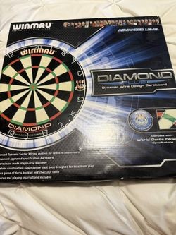 Dartboard With Electronic Scorer