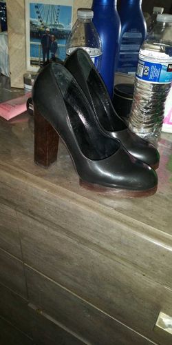Gucci heels