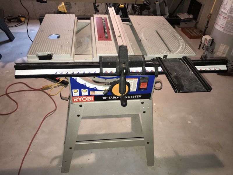 RYOBI BT3100 TABLE SAW