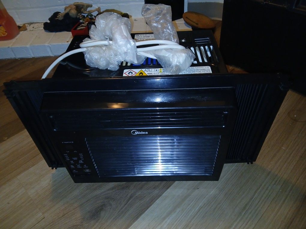 Midea Air conditioner