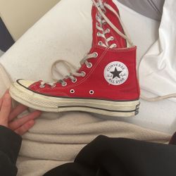 Red Converse 
