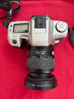 Minolta digital camera MAXXUM XT si