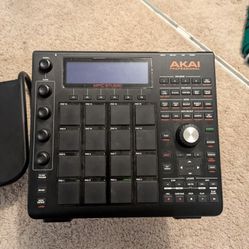 Mpc Studio Black + Accessories 