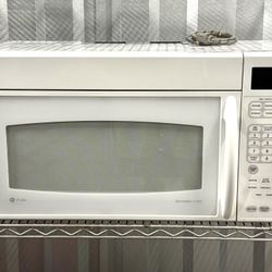 GE Profile Spacemaker XL1800 Over the Range Microwave White