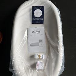 Hatch Grow Smart Changing Pad & Scale (White)